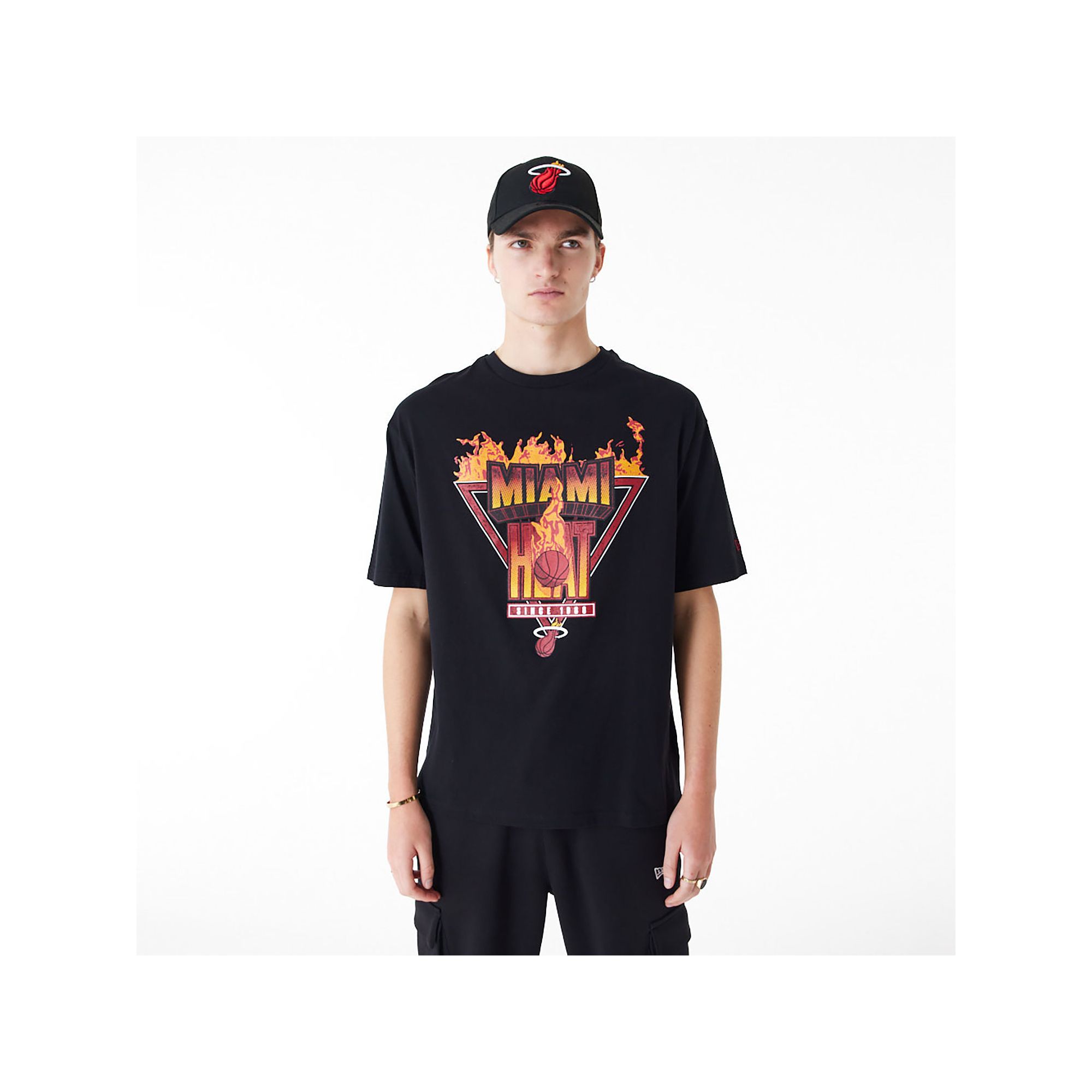 NBA FLAME GRAPHIC OS TEE