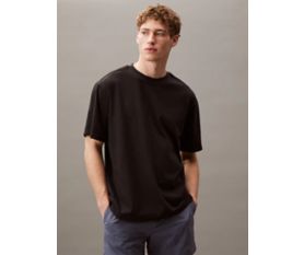 Tricou
