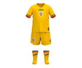 Minikit oficial de suporter al Echipei Nationale de Fotbal a Romaniei
